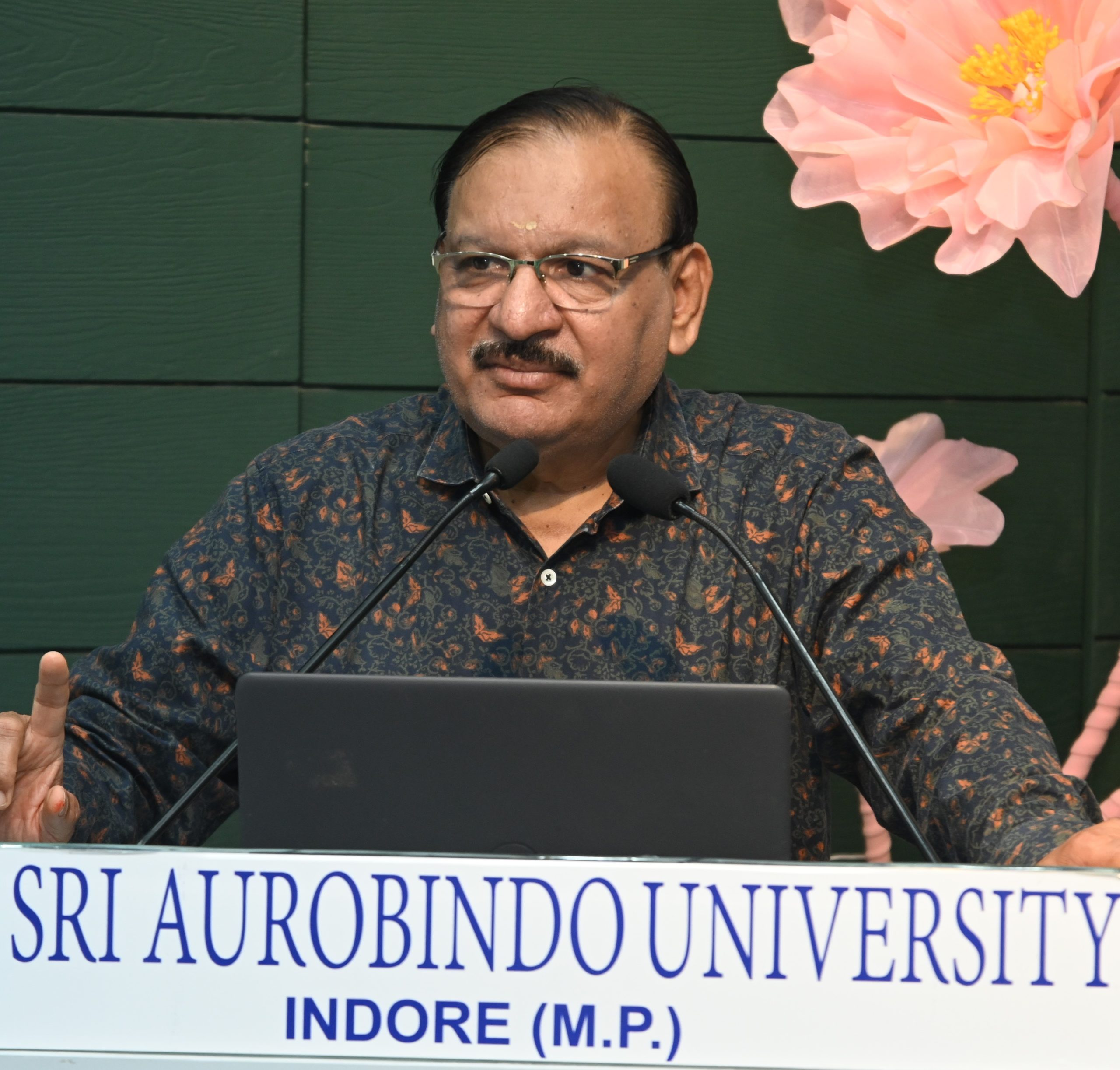 Dr. Vinod Bhandari